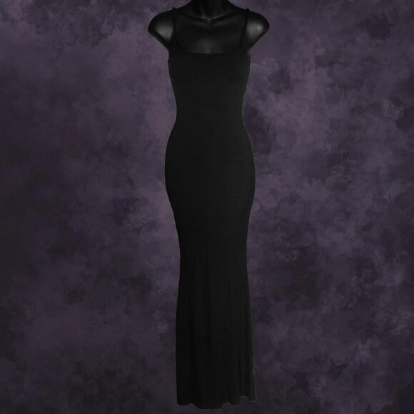 Skims Soft Lounge Long Slip [ONYX] - Picture 6 of 12